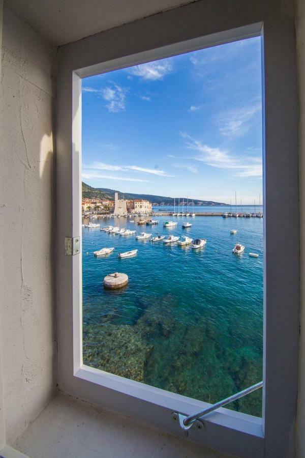 Villa Martina Komiža Exteriör bild