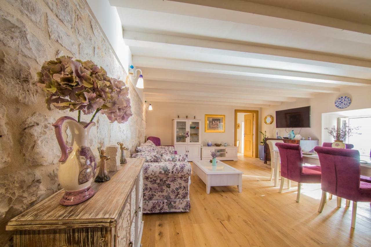 Villa Martina Komiža Exteriör bild