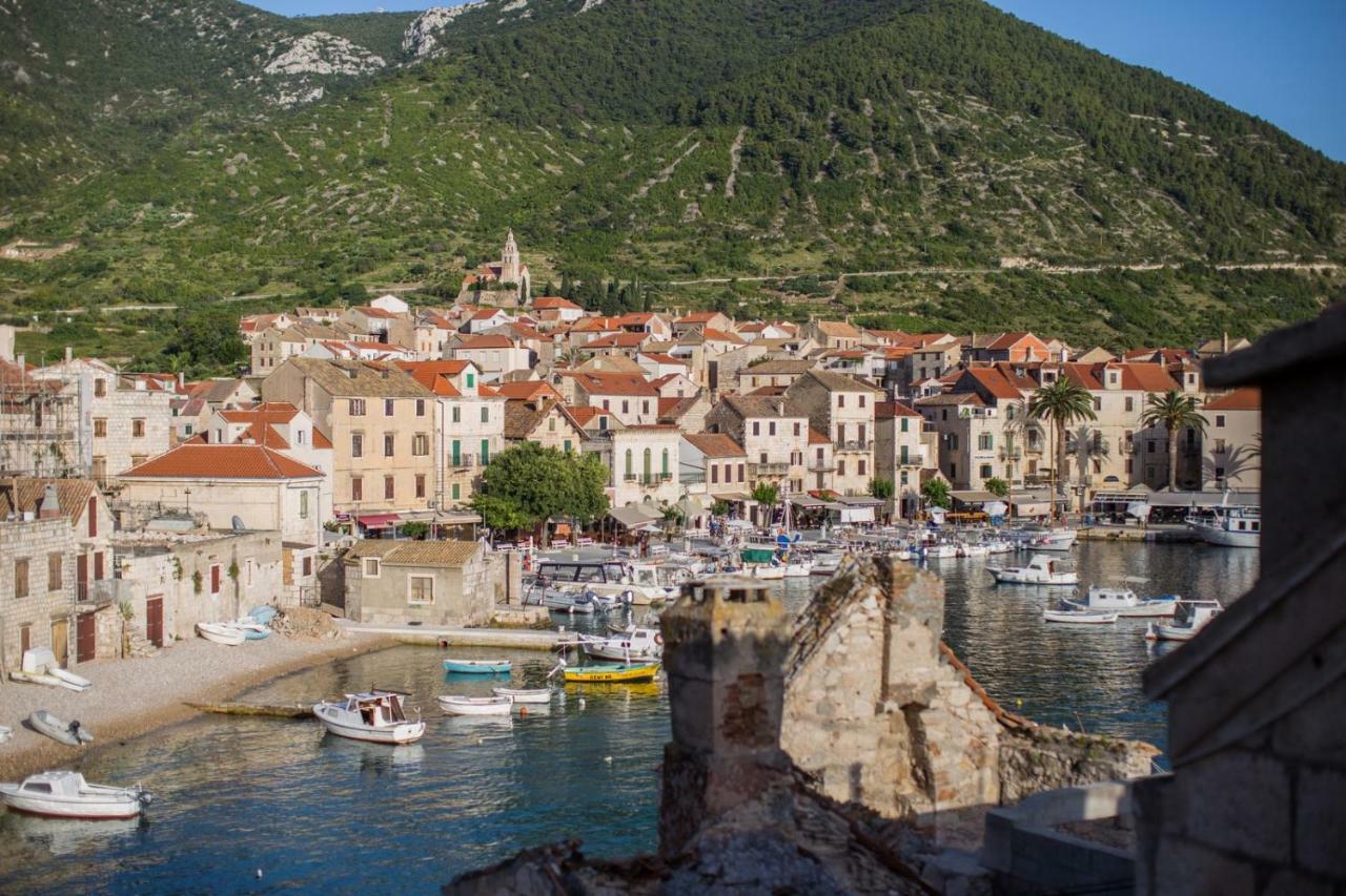 Villa Martina Komiža Exteriör bild